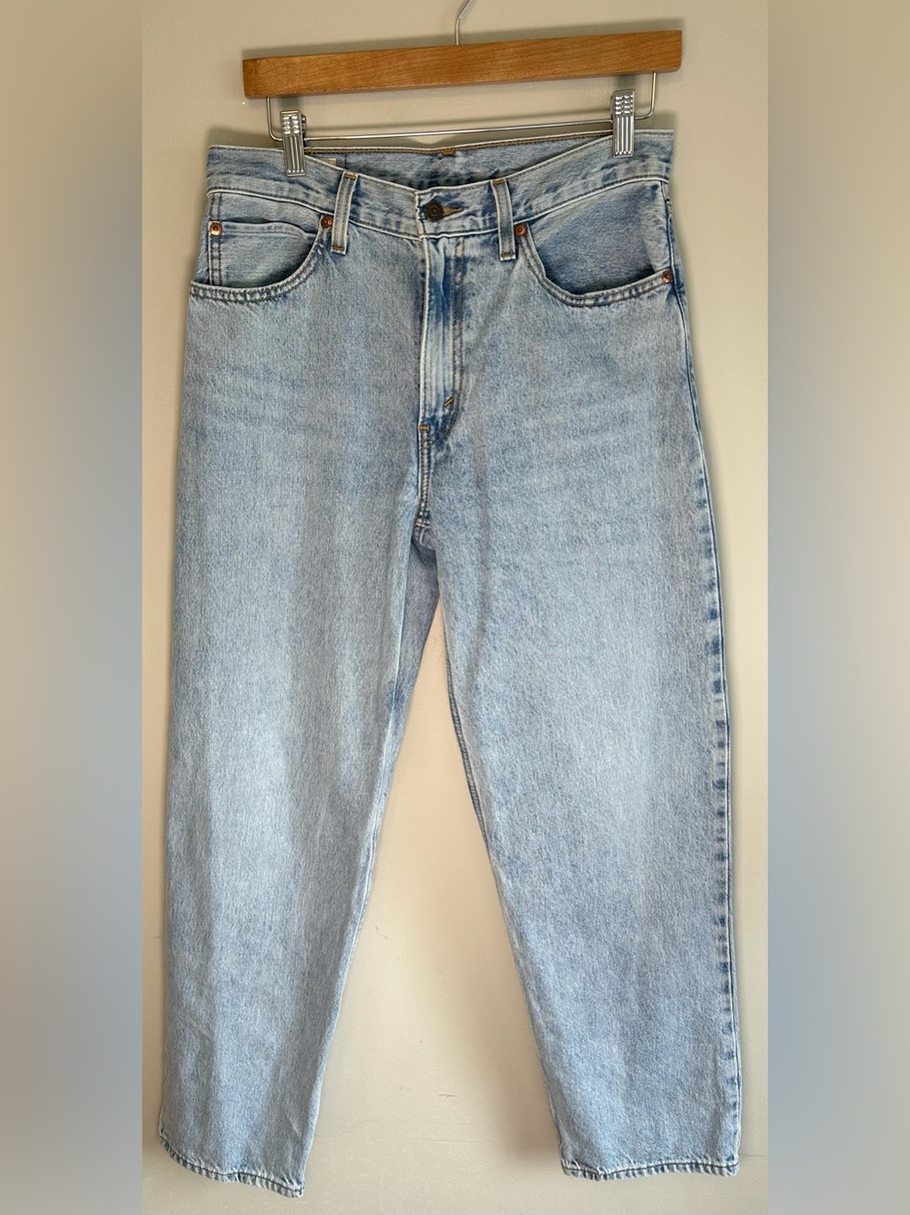 Levi’s Premium Women’s Jeans Size 27x30 Denim Straight BIG E Light Wash 🔥 Jeans